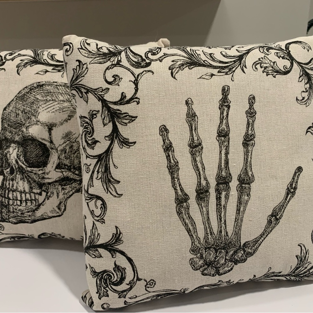 Halloween Decor